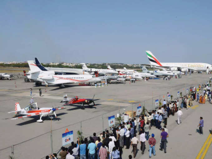 राजीव गांधी अंतरराष्ट्रीय हवाई अड्डा - Rajiv Gandhi International Airport in Hindi