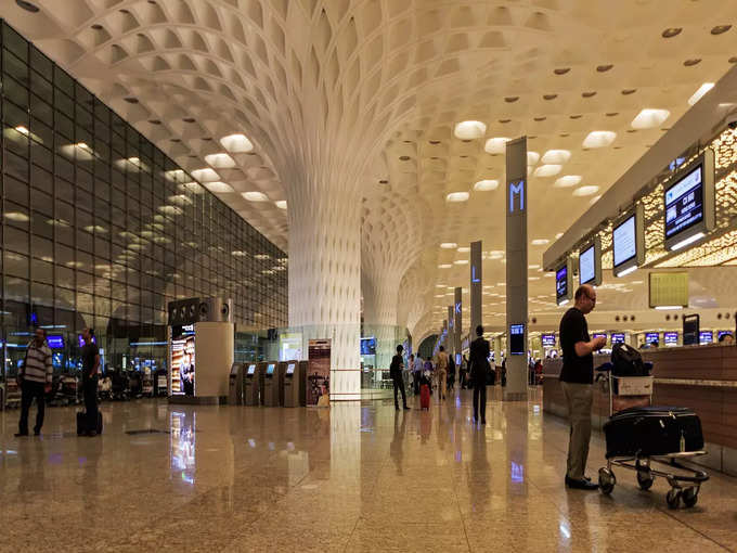 छत्रपति शिवाजी अंतरराष्ट्रीय हवाई अड्डा - Chhatrapati Shivaji International Airport in Hindi