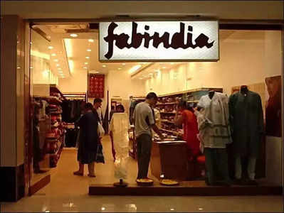 Fab India: फैब इंडिया को 20 साल में पहली बार हुआ घाटा और सोशल मीडिया पर चलने लगा माहौल-ए मातम?
