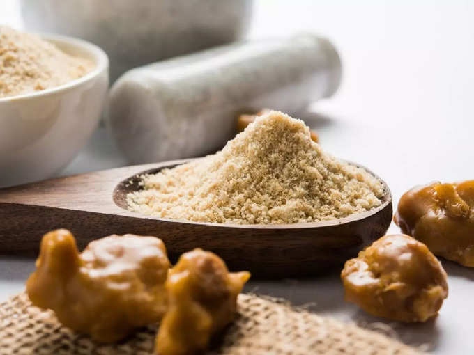 CV Asafoetida cake and powder or Hing or Heeng stock photo