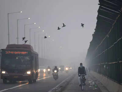 Delhi Pollution: प्रदूषण का स्तर बेहद खराब, आज भी घुटेगा दम