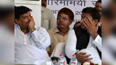 Akhilesh-Shivpal Meeting: सालों बाद चाचा शिवपाल से मिलने घर पहुंचे अखिलेश यादव, हो सकता है गठबंधन