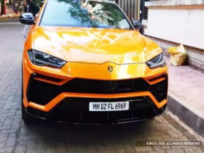 রণবীর সিংয়ের Lamborghini
