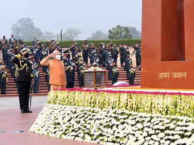 মুক্তিযুদ্ধের ৫০ বছর: ব্রাত্য অটলের দুর্গা, BJP-কে নারীদ্বেষী বলে খোঁচা রাহুলদের