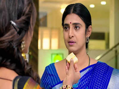 Gruhalakshmi డిసెంబర్ 18 ఎపిసోడ్: పెళ్లిపీటలపై నందు.. ఆపరేషన్‌ థియేటర్‌లో తులసి.. ఎమోషన్స్ పిండేస్తున్నారుగా