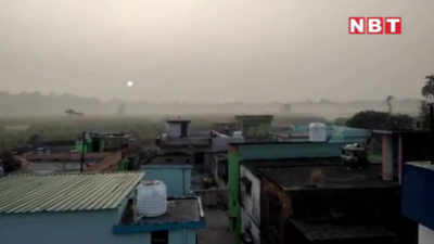 Uttarakhand: ऋषिकेश में धुंध के कारण बढ़ा ठंड का प्रकोप, देख‍िए अभी के हालात