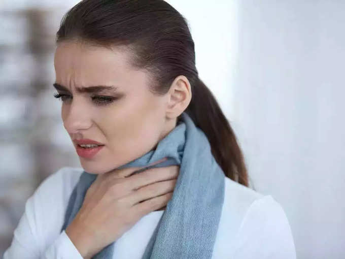 सिरदर्द, नाक बहना और थकान... ये हो सकते हैं ओमीक्रोन के लक्षण