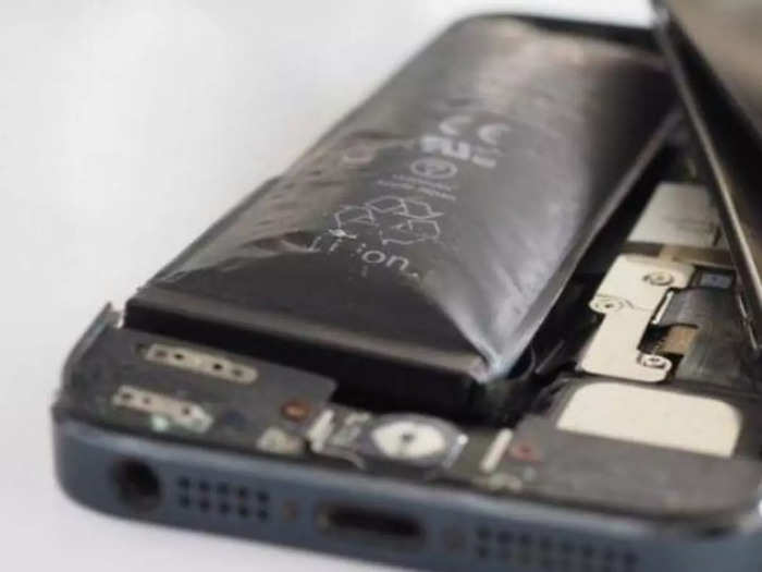 mobile battery swollen