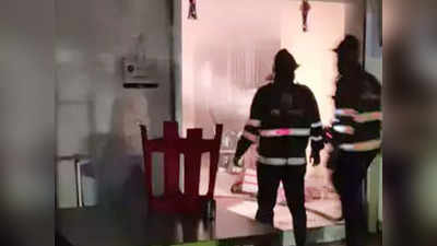ठाण्यात घराला आग; पहिल्या मजल्यावर दोघे वृद्ध होते, TDRF जवानांनी धाव घेतली अन्...