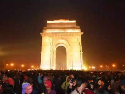 Delhi Restrictions: देशात पुन्हा निर्बंध?; दिल्लीचे पहिले कठोर पाऊल, थेट बंदी आदेश जारी