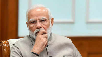 Omicron PM Modi Meeting: धड़ाधड़ बढ़ते ओमीक्रोन केस पर पीएम मोदी ने की हाई लेवल मीटिंग, ताजा हालात की समीक्षा कर दिए निर्देश