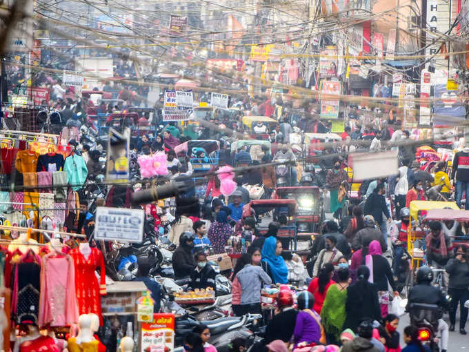 ​लक्ष्मी नगर मेन मार्केटः कोविड हो या ना हो भीड़ के मामले में हमेशा ही टॉप पर
