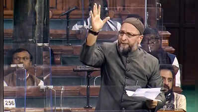 Owaisi hate speech: मुसलमान याद रखेंगे...कौन बचाएगा तुम्हे? ओवैसी की धमकी पर सियासत तेज, AIMIM चीफ ने दी सफाई