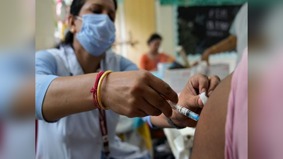 Corona Vaccine News : दिल्ली में 100% लोगों को लगी वैक्सीन की पहली डोज, जानें अब आगे की क्या है तैयारी