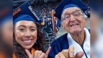Watch Video: बुजुर्ग की 70 वर्षों की मेहनत लाई रंग, 88 साल की उम्र में पोती के साथ हुए ग्रैजुएट