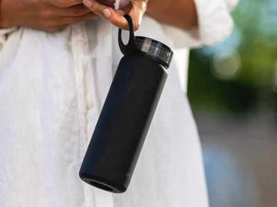 ठंड में भी घंटों तक गर्म रहेगी चाय और कॉफी, इन Insulated Flask का करें इस्तेमाल