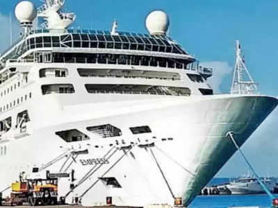 Goa Cruise: क्रू मेंबर को हुआ कोरोना, अब RT-PCR रिपोर्ट के बाद ही 2000 यात्रियों को क्रूज से उतरने की मिलेगी इजाजत