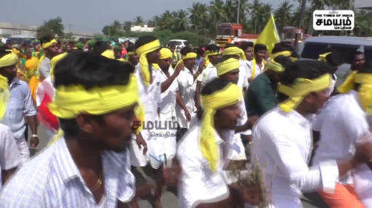 கட்டபொம்மன் பிறந்த தினம்; எம் ஆர் விஜயபாஸ்கர் மரியாதை!