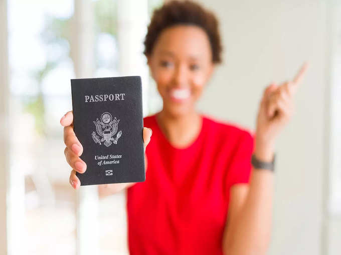 काले रंग का पासपोर्ट - The black passport