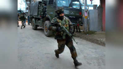 Jammu-Kashmir: कुलगाम में सुरक्षा बलों के साथ मुठभेड़ में लश्कर के दो आतंकवादी ढेर, हथियार और गोला-बारूद बरामद