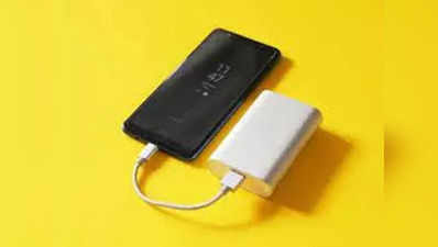 அதிக திறன் கொண்ட 10000mAh power bank’கள் இப்போது வெறும் 1000 ரூபாயில்.