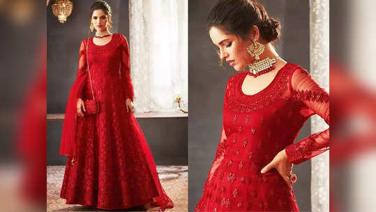 वेडिंग फंक्शनमध्ये परफेक्ट दिसण्यासाठी ट्राय करा हे Red Wedding Gown, मिळेल स्टायलिश लूक