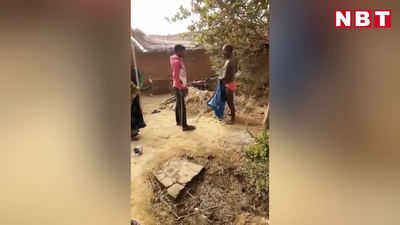 Jamui News : जमुई में कोरोना वाला टीका लगाने गए स्वास्थ्यकर्मियों पर हमला, देखिए वीडियो