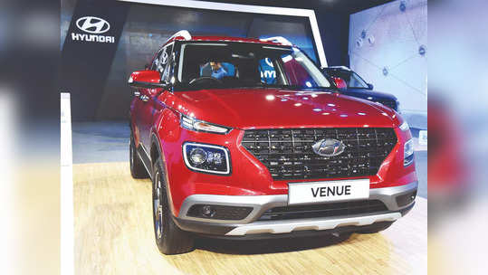 फक्त १ लाख डाउनपेमेंट करून बेस्ट सेलिंग SUV Hyundai Venue खरेदी करा, ५ वर्षासाठी इतका असेल EMI