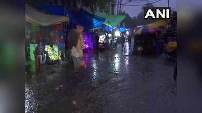 Weather News: दिल्ली- NCR में रुक-रुक कर हो रही बारिश, जानिए मौसम विभाग का पूर्वानुमान