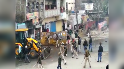 Patna News: पटना में अतिक्रमण हटाने के दौरान पुलिस और स्थानीय लोगों में झड़प, कई पुलिसकर्मी सहित अन्य घायल