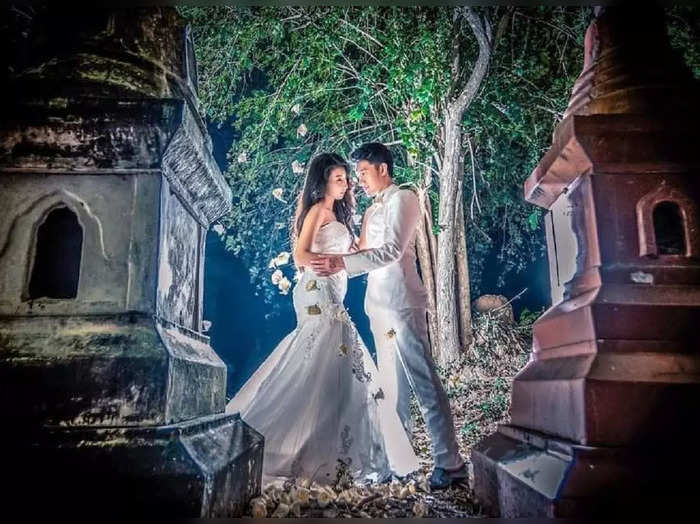 horror theme for pre wedding photoshoot