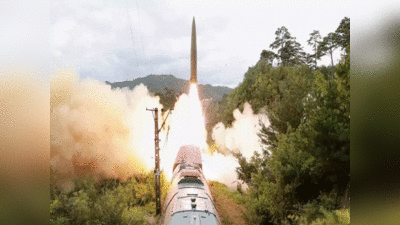 दुनिया को डराने में जुटे तानाशाह किम जोंग उन, उत्तर कोरिया ने फिर दागी बैलिस्टिक मिसाइल