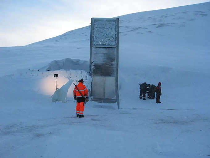 स्वालबार्ड ग्लोबल सीड वॉल्ट - Svalbard Global Seed Vault