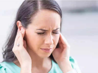 ear health foods :  வயசானாலும் காது ஷார்ப்பா கேட்கணும்னா இந்த  உணவுகளை அடிக்கடி சாப்பிடுங்க!