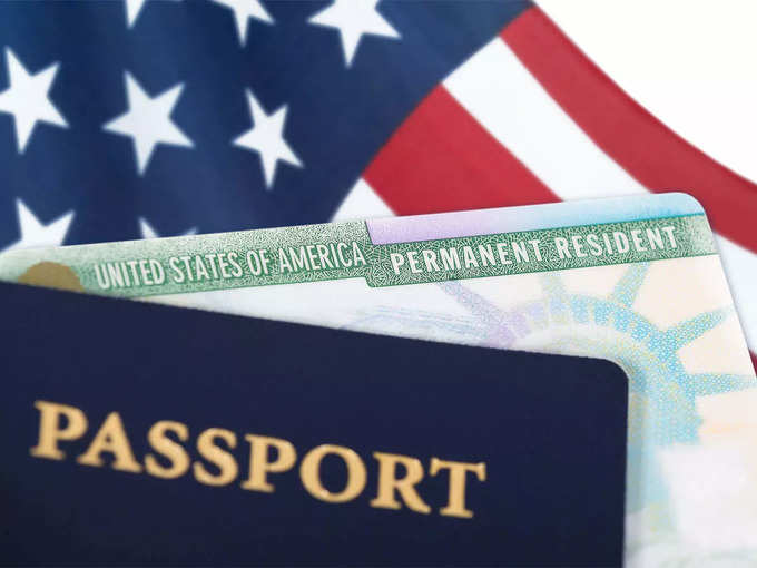 क्या ग्रीन कार्ड और बिना पासपोर्ट के यात्रा की जा सकती है?