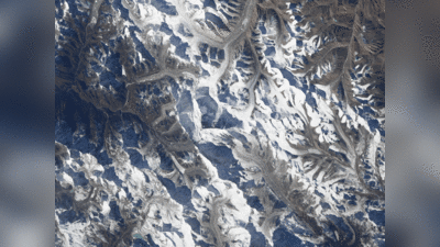 अंतरिक्ष से विशाल पेड़ की तरह से दिखा हिमालय, हर तरफ फैली हैं जड़ें, कहां छिपा है एवरेस्‍ट ?