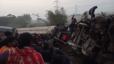 Bikaner Guwahati express derailed: पटना से गुवाहाटी जा रही बीकानेर एक्सप्रेस की 12 बोगियां जलपाईगुड़ी के पास पटरी से उतरी, 5 यात्रियों की मौत