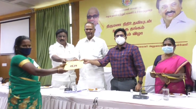 கொரோனா பாதிப்பை சிறப்பாக கையாள்கிறது திமுக அரசு… சட்டப்பேரவைத் தலைவர் பெருமிதம்!