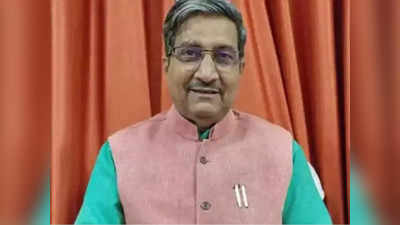 UP Election: इस्तीफे की खबर पर मुकुट बिहारी वर्मा बोले- बीजेपी का सिपाही हूं, विचलित नहीं हो सकता