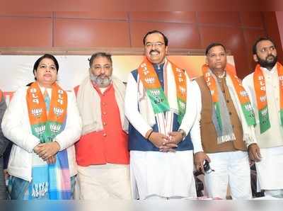 Rashmi arya join bjp: पूर्व सपा विधायक डॉ. रश्मि आर्य ने थामा भाजपा का हाथ, मऊरानीपुर सीट से हो सकती हैं प्रत्याशी!