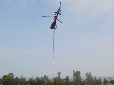 राजस्थान के चित्तौड़गढ़ में धरती से खजाना निकालने हेलीकॉप्टर से पहुंची टीम, जानने को बेकरार लोग