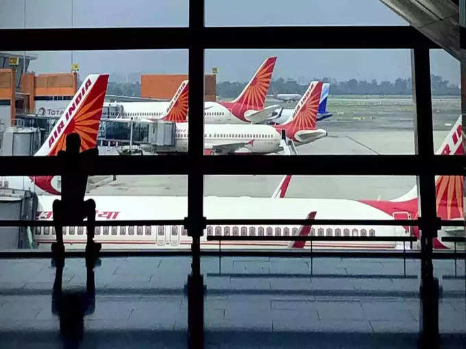एयर इंडिया और एयरपोर्ट अथॉरिटी ऑफ इंडिया की संपत्ति हुई जब्त