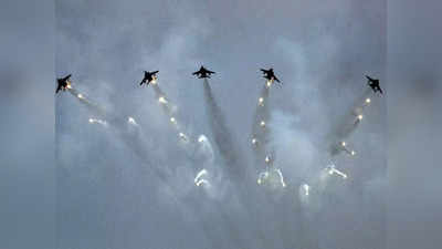 Republic Day Parade : राजपथ पर 1971 की जीत का जश्न दिखेगा, एयरफोर्स दिखाएगी ऐतिहासिक तंगैल एयरड्रॉप की झांकी