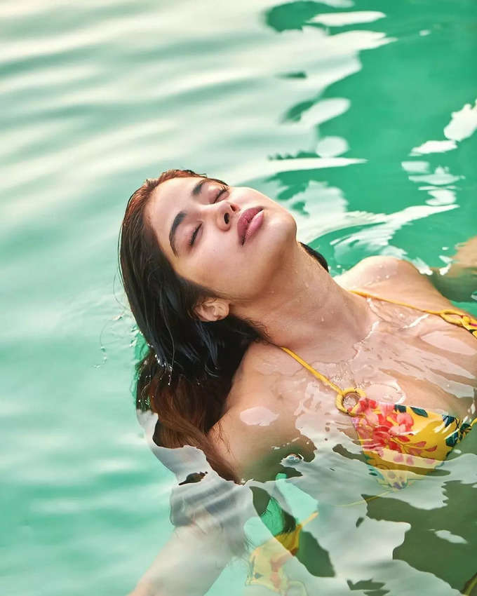 Janhvi Kapoor_4