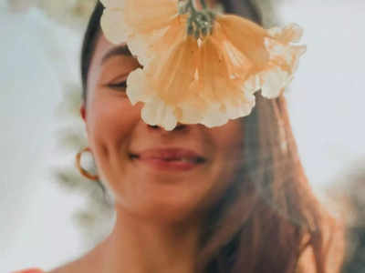 आलिया भट्ट की फूलों और सूरज के साथ लुकाछिपी, फैन्स बोले- जोरदार, तो अर्जुन कपूर ने भी किया रिएक्ट