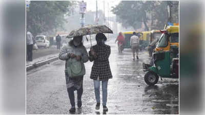 कांपते ही रह जाओगे...बारिश के साथ ठंडी हवाएं, जानें दिल्ली में कब तक रहेगा ऐसा मौसम
