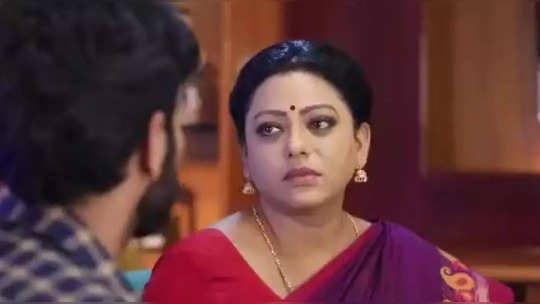 Baakiyalakshmi Serial: கோபியை பற்றி பாக்யா கேட்ட கேள்வி.. அதிர்ச்சியில் உறைந்த எழில்!