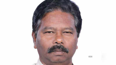 Odisha News: फाइल न लाने पर केंद्रीय मंत्री ने कुर्सी से पीटा, ओडिशा के अधिकारियों का आरोप, केस दर्ज