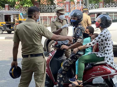 പോലീസ് പരിശോധന ശക്തം; പുറത്തിറങ്ങാതെ പൊതുജനം!