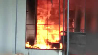 Chhatarpur News : किराना दुकान में सिलेंडर फटने से लगी आग, लाखों का सामान जलकर खाक